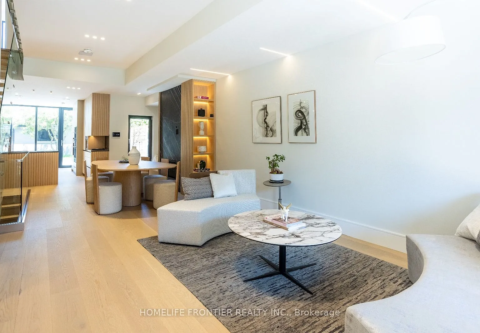 5 bed, $10,500 — Photo 2