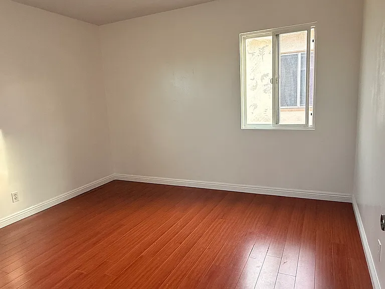 16713 Crenshaw Blvd — Photo 10