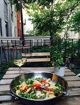 Rented by BLU Real Estate | media 32