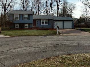 7373 Jessica Dr, North Syracuse, NY 13212