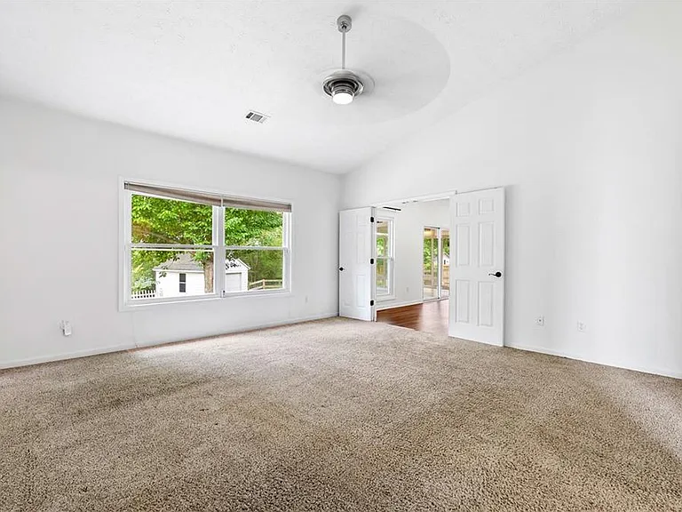 1525 Keystone Dr — Photo 24