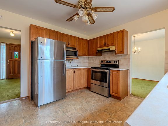 4th image of 253 Richard Rd