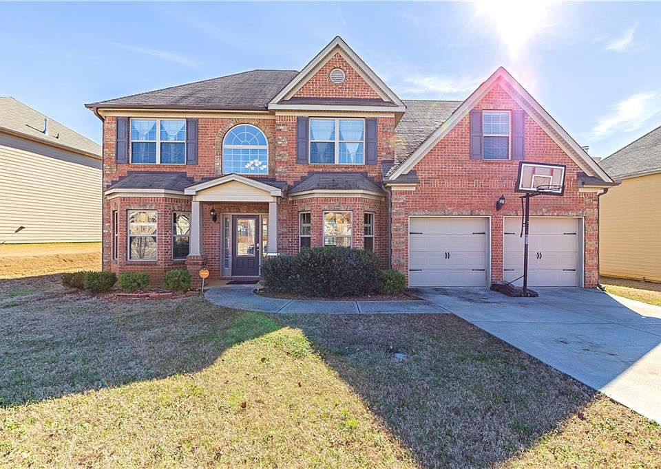 1st image of 608 Amrose Way