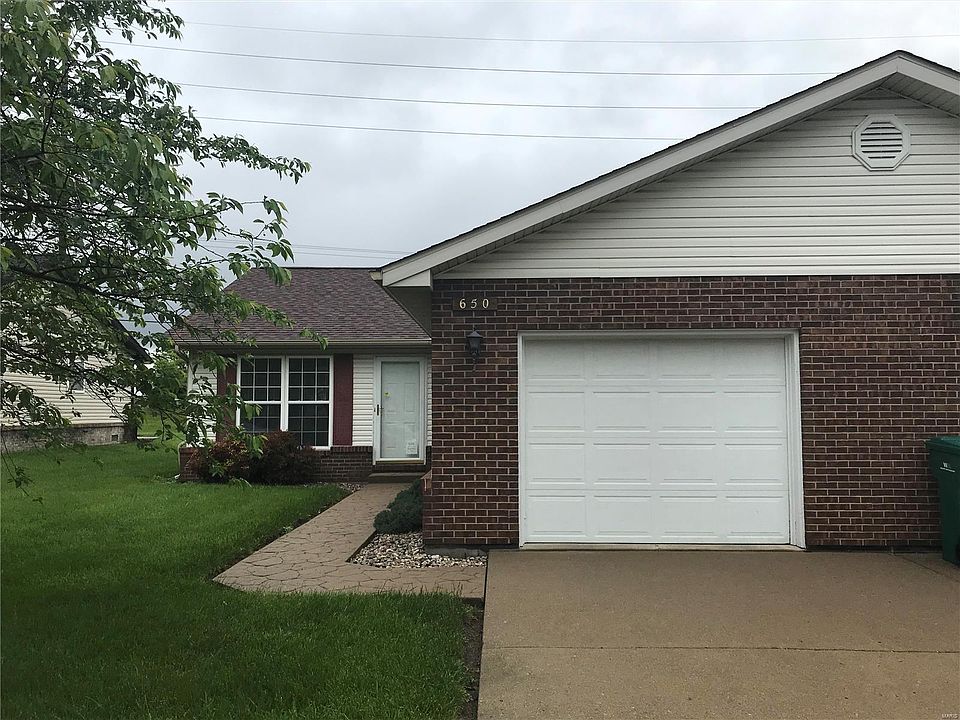 1st image of 650 Carol Ann Dr