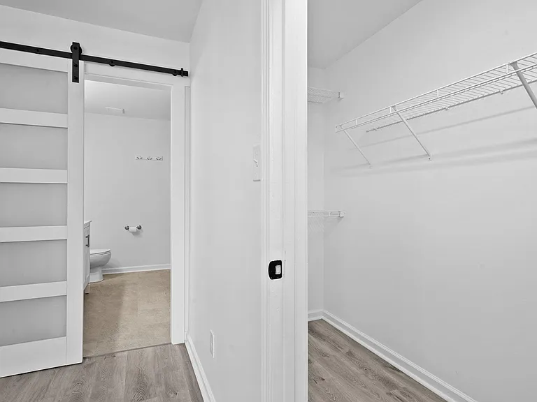 7926 Camden Hollow Rd — Photo 15