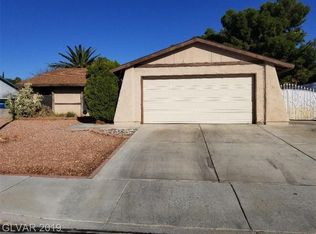 6800 Old Castle Dr, Las Vegas, NV 89108
