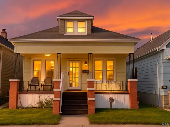 11697 Moran St, Hamtramck, MI 48212