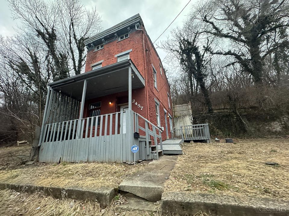 1st image of 2457 Everglade Pl