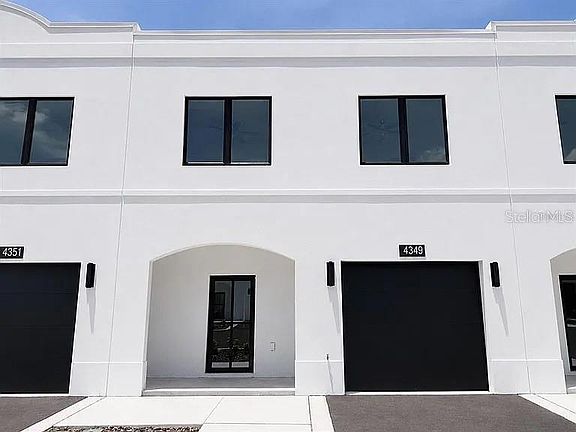 2nd image of 4365 CAMBIO GARDENS COURT