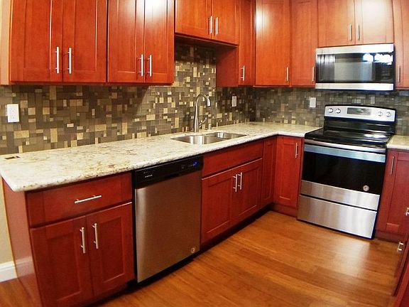5th image of 6016 Leafwood Dr