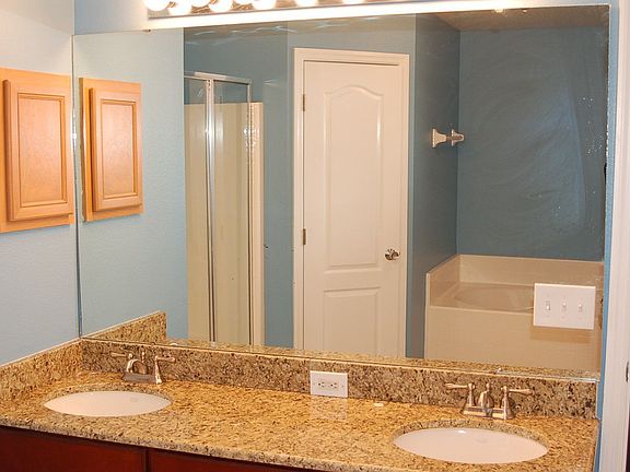 Both bathrooms fully upgraded