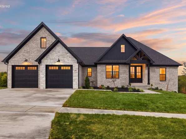 251 Berkley Hall Dr, Berea, KY 40403
