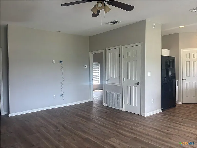 1333 Main St — Photo 9