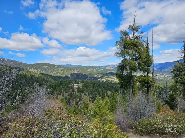 11 Elk Haven Rd, Boise, ID 83716