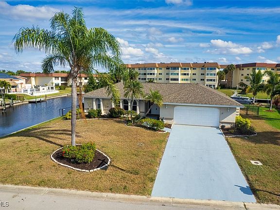 4th image of 1066 Clarellen Dr