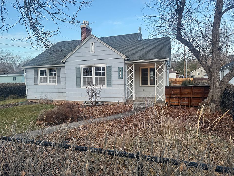1st image of 208 S 13th Ave