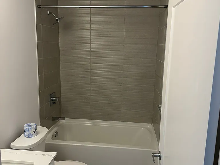 75 James St S #1703 — Photo 8