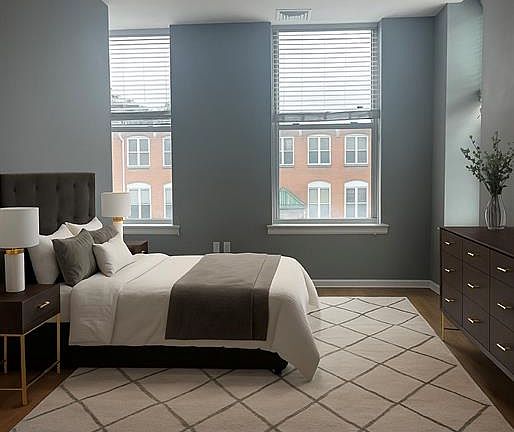 5th image of 220 Main St APT 202