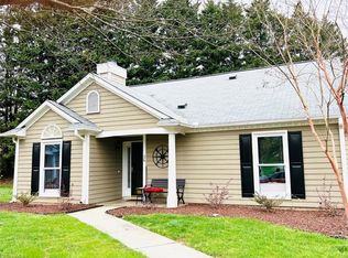 26 Brookway Dr, Greensboro, NC 27410