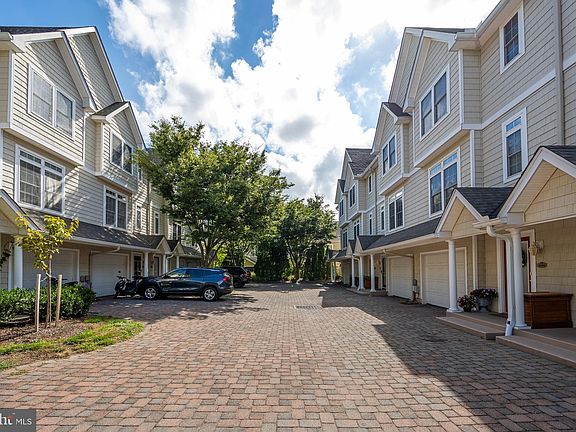 2nd image of 20404 Margo Lynn Ln #2