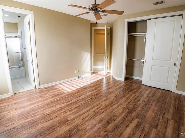 1220 E Agusta Ave — Photo 10