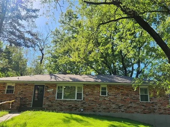 7500 N Main St, Gladstone, MO 64118