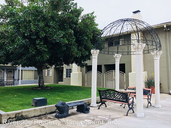 2nd image of 915 Paseo Grande APT 10