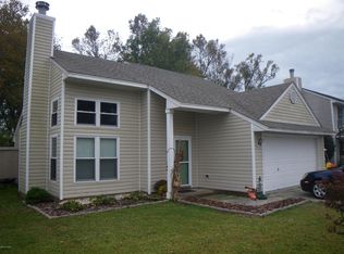 3013 Old Gate Ct, Morehead City, NC 28557