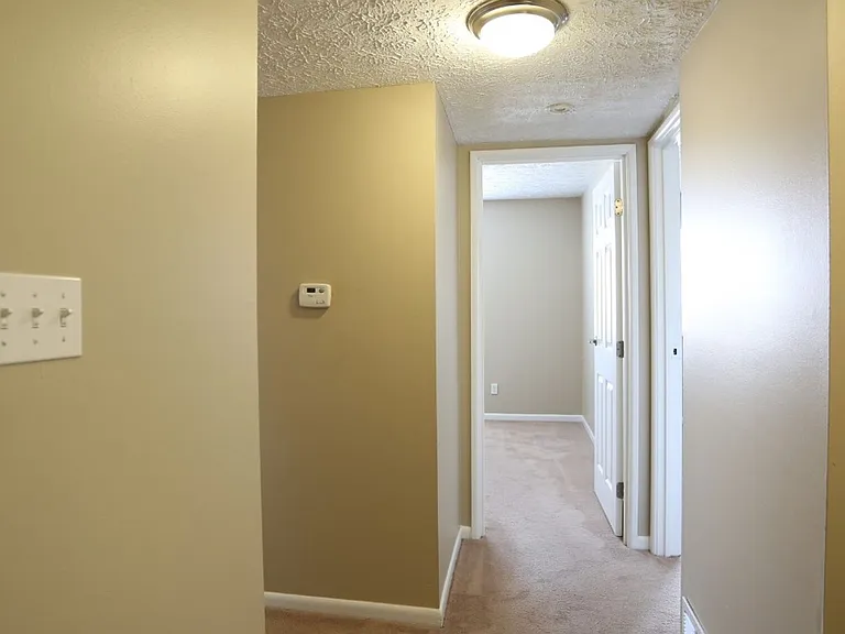 Stadium View Apartments — Photo 37