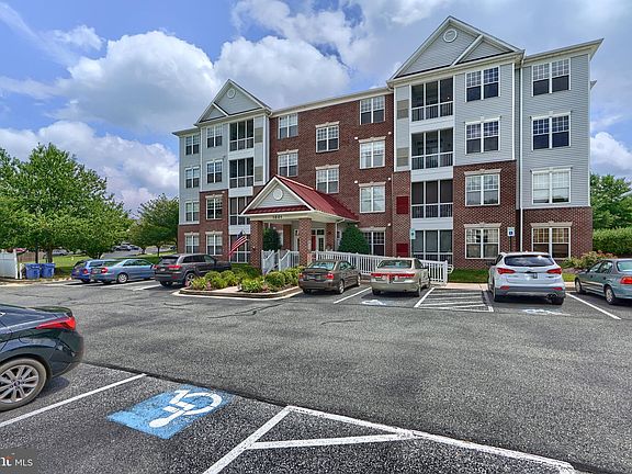 2nd image of 1601 Martha Ct Unit 102