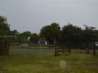 Tangerine Ln, Okeechobee, FL 34972
