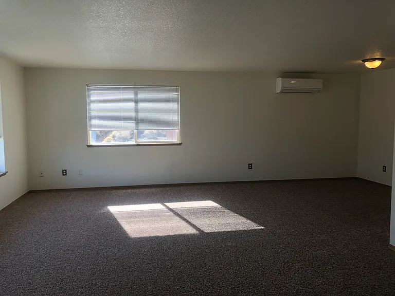 20683 Liberty Ln — Photo 5