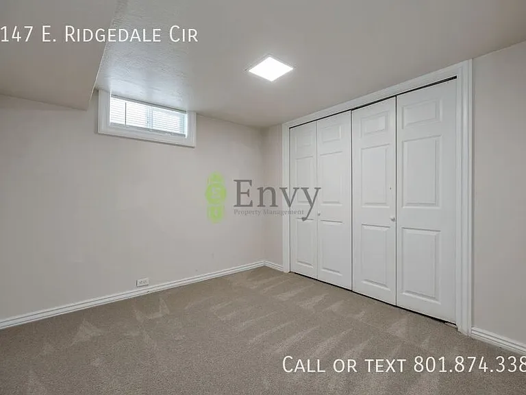 1147 E Ridgedale Cir — Photo 13