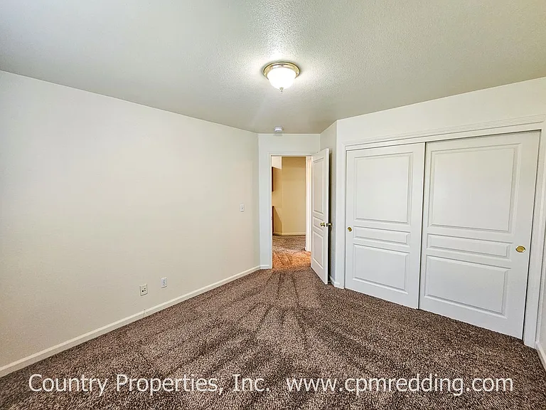 971 Paramount Way — Photo 18