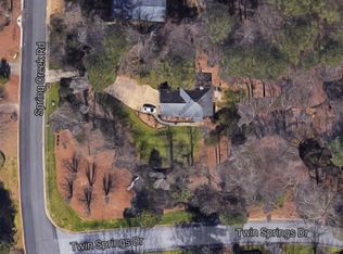 305 Spring Creek Rd, Roswell, GA 30075