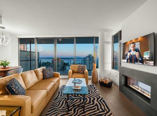 1588 Johnston Rd #1605, White Rock, BC V4B3Z7