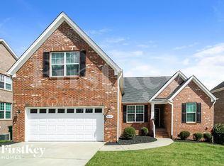 1643 Ashmead Ln, Clemmons, NC 27012