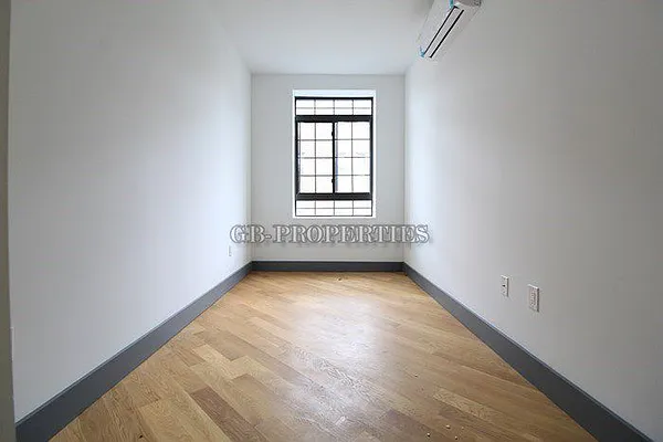 Rented by null | media 5