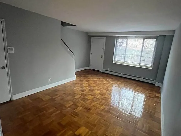 185-15 64th Ave #2 — Photo 5