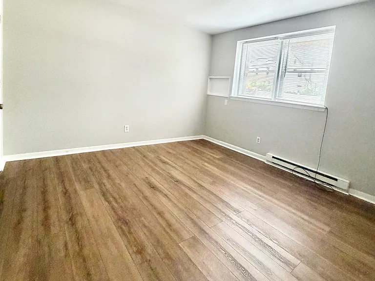 237 Forest Rd #1 — Photo 8