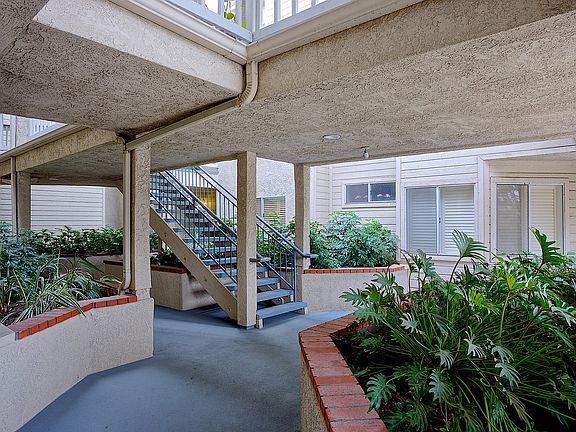 3rd image of 961 E California Blvd Unit 107