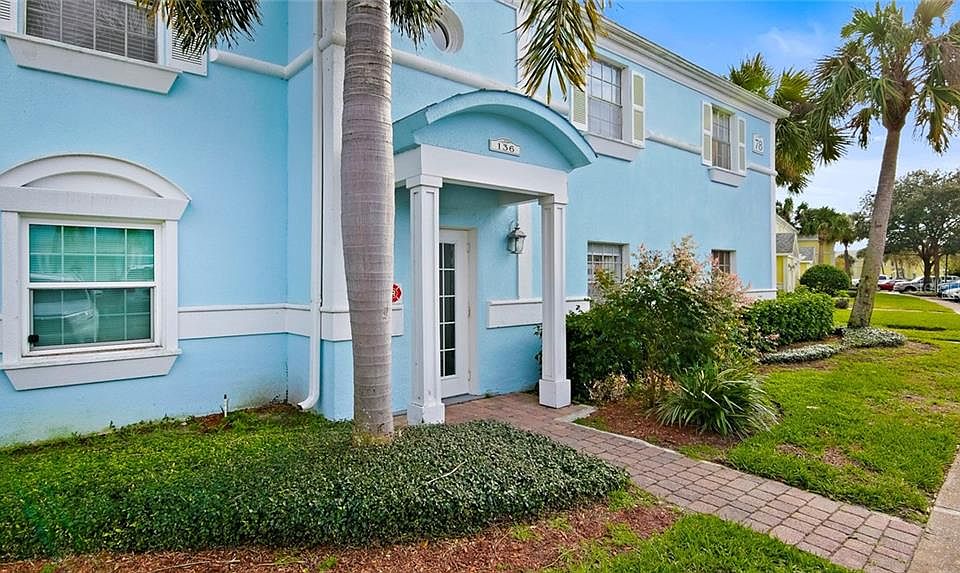 1st image of 136 Pompano Dr SE APT B