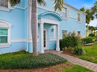 136 Pompano Dr SE APT B, Saint Petersburg, FL 33705