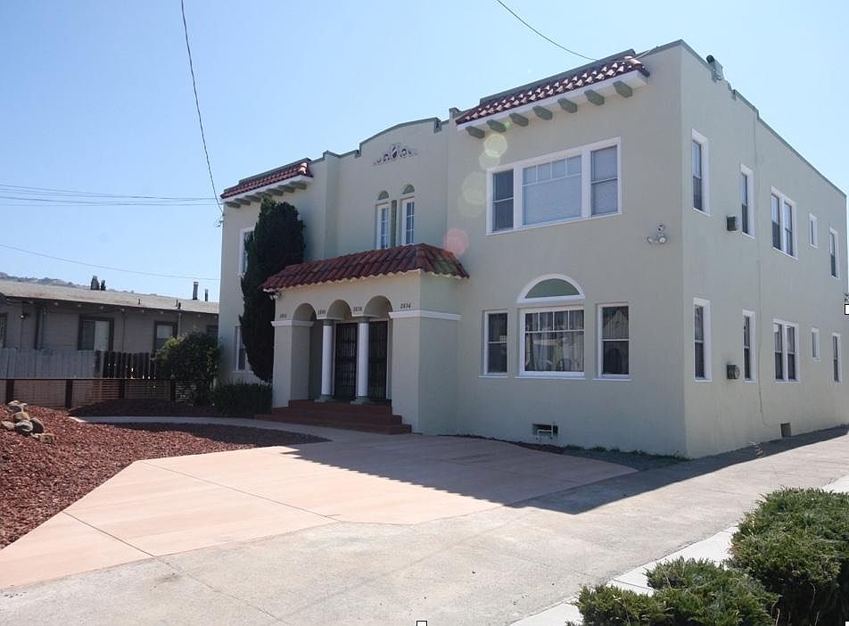 1st image of 2842 Seminary Ave #2842