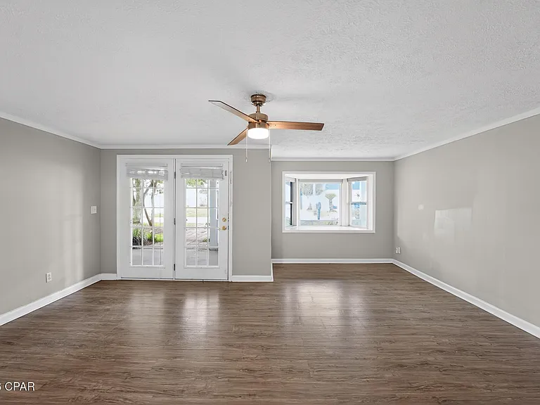 14108 Pelican St — Photo 10