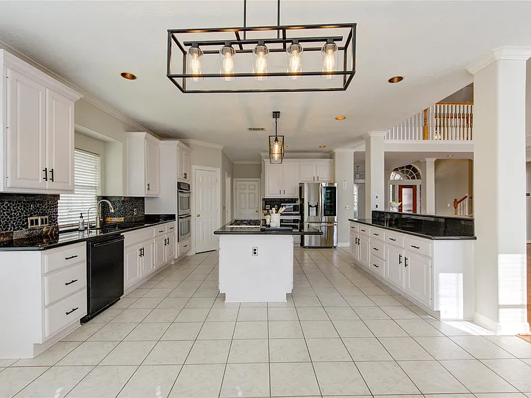 14007 Briar Heath Dr — Photo 13