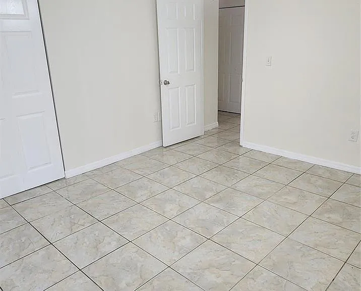3666 SW 59th Ave #4 — Photo 18