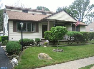 312 S Lowell Ave, Lindenwold, NJ 08021