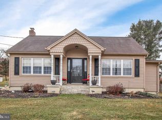 3058 Seven Valleys Rd, Glen Rock, PA 17327