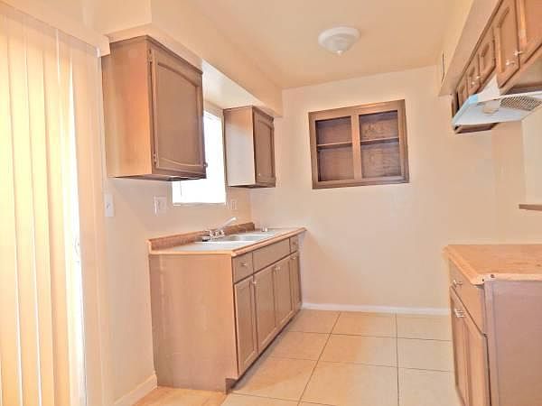 2nd image of 1803 Forrest St APT 3
